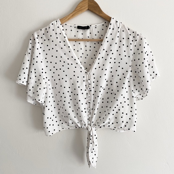 Dynamite Tops - Dynamite White Polka Dot Tie-Front Blouse – Size XS